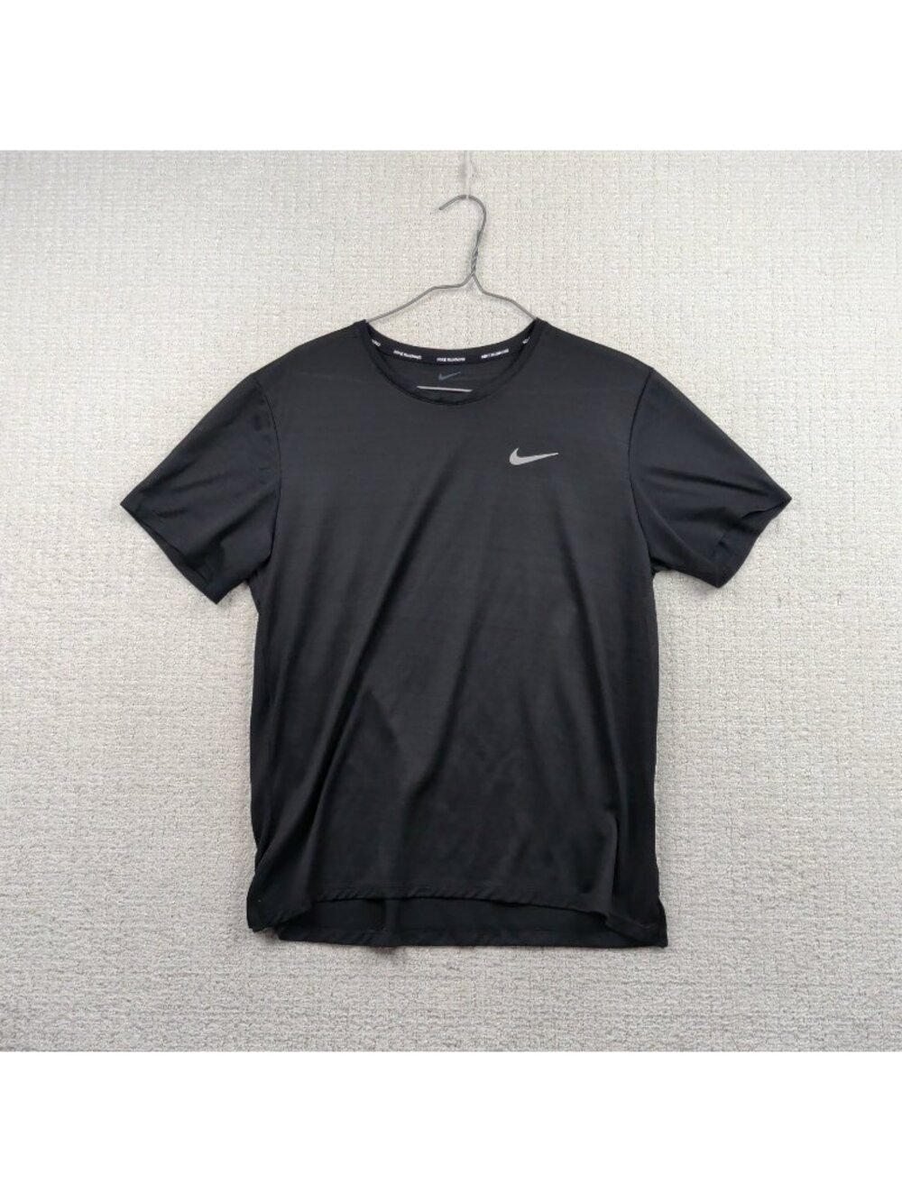 Nike Miler Dri-FIT UV Men M Short-Sleeve Running Top BlackDX0874-010 Gym Running